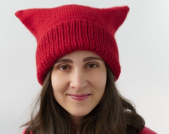 Cat hat with horn Winter hat with animal horns Red devil horns hat Beanie with horns Cat beanie Halloween blood red cap women Valentine gift