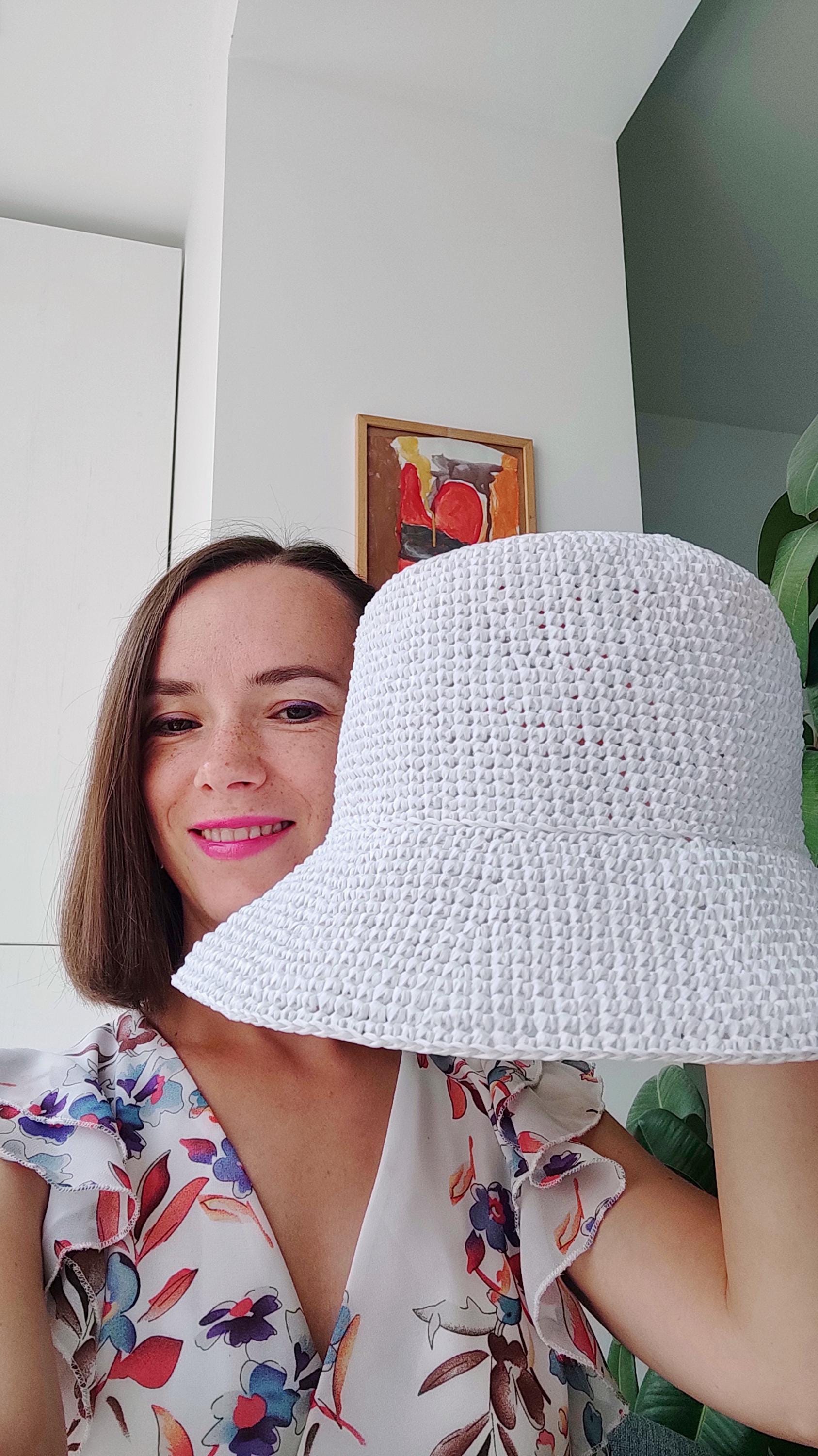 PARAMIDONNA Women Fuchsia Emerald Beach Bucket Hat