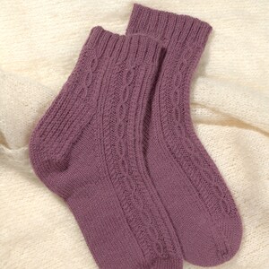 Violette Stricksocken Bett Knöchel gemütliche Socke Frau Wollsocken handgestrickte Hausschuhe Dünne Wollsocken Stricken Fußwärmer Geschenk für Mutter Freundin Tante Bild 10