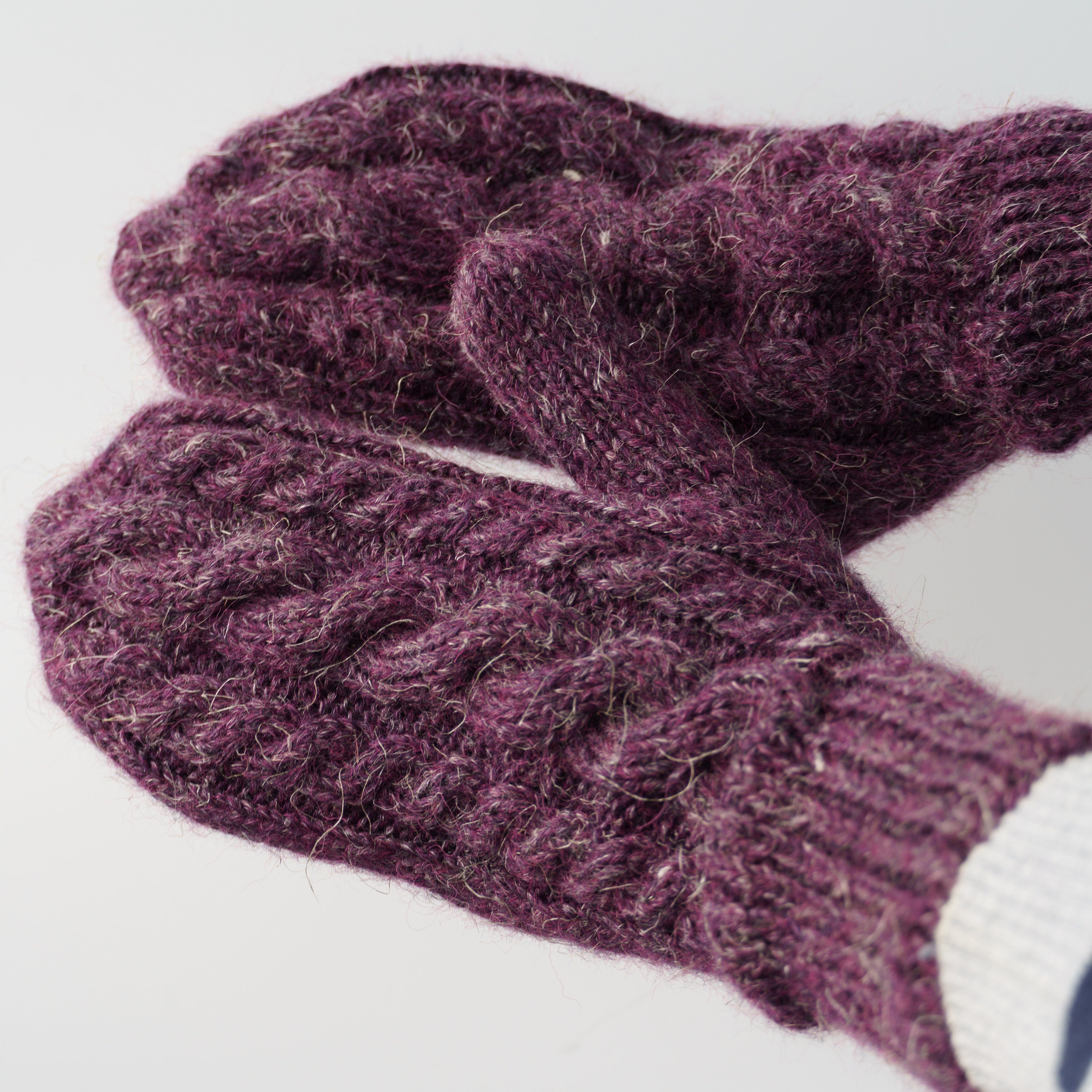 Wool mittens Louis Vuitton Purple size M International in Wool - 12438261