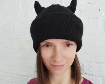 Knit devil horn beanie black, Hat with horns for teens or adult, Valentine's Day gift idea, 16th birthday gift for niece daughter, Halloween