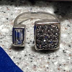Brand New Silpada Sterling silver ring size 5.5 to 6 Swarovski crystal ring in box with textile bag.