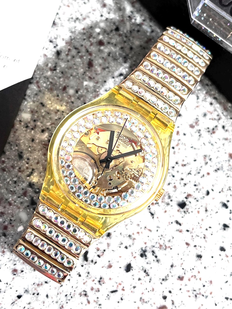 1990 Christmas Special Hollywood Dream GZ116 in original box battery running unworn NEW small flexible band crystal fabulous swatch 34mm image 10