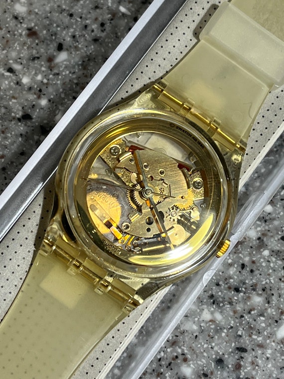 Swatch Watch GOLDEN JELLY #1 GZ115 Collectors Club