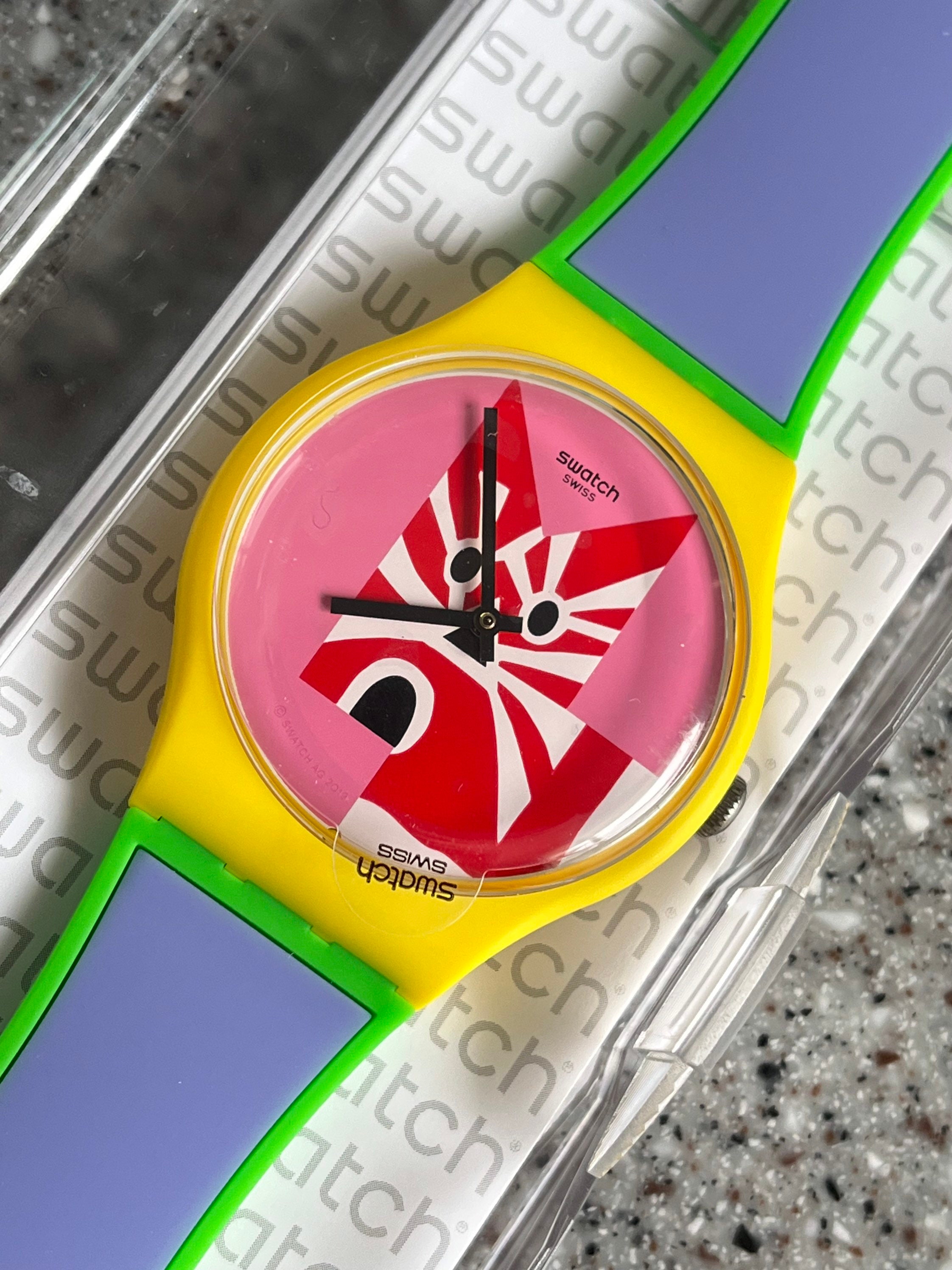 NEW✓LIMITED EDITION✓ Swatch Originals LOVE WALL Graffiti