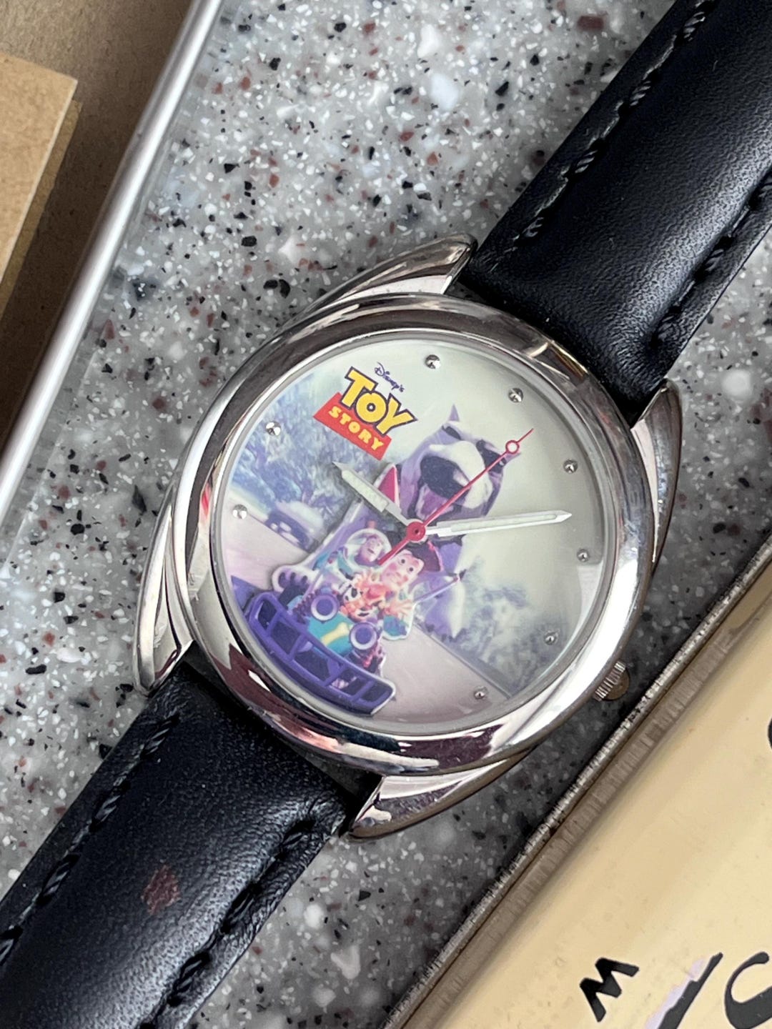 FOSSIL TOY STORY BUZZ LIGHTYEAR モデル腕時計 Toy Story WATCH Woody, Buzz, Scud in lunch box Fossil 1996