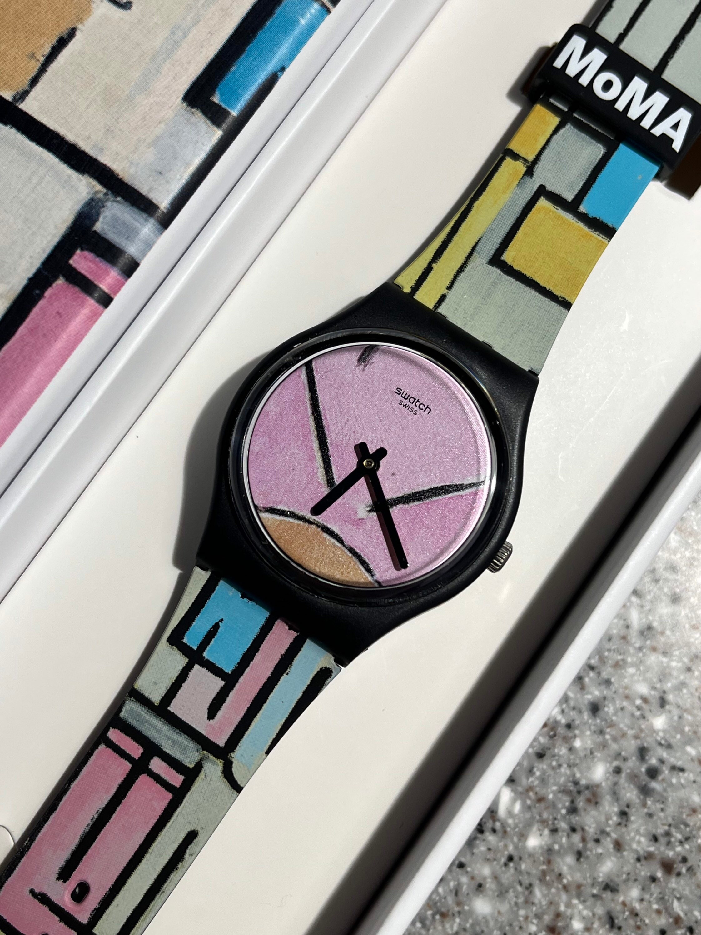 Swatch moma online watch