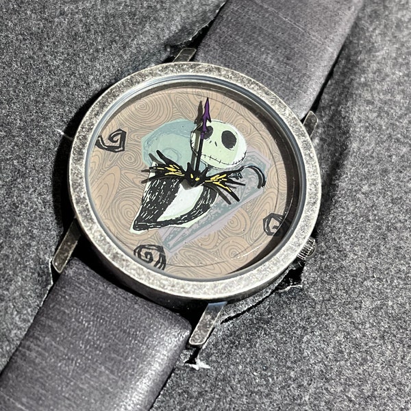 Vintage numbered Nightmare Before Christmas Jack Skellington Limited Edition Watch Disney Gallery  5,000 presentation box running battery