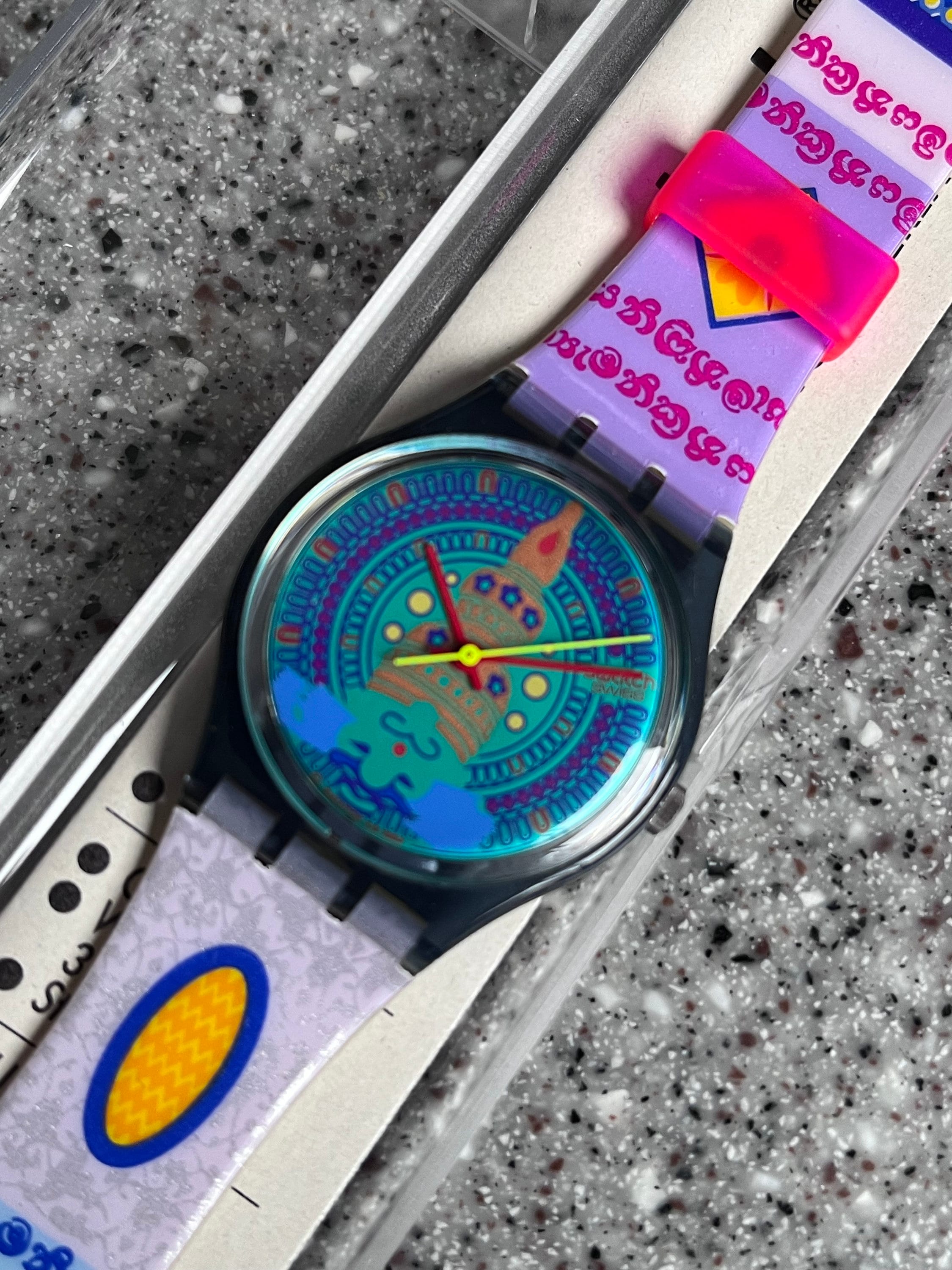 New vintage Swatch Watch 34mm original band called SARI GM111 in original  box with battery from 1993 with image of Taj Mahal rare original