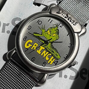Vintage Dr. Seuss the Grinch Wrist Watch (1997) Tick Tocking  display picture 3