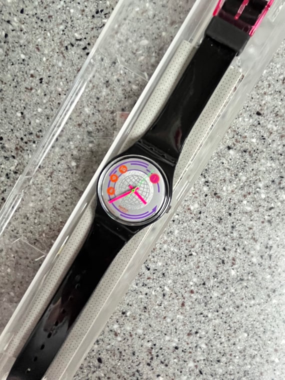 Swatch Watch Vintage Never Worn New in Box Estate Piece  display picture 2