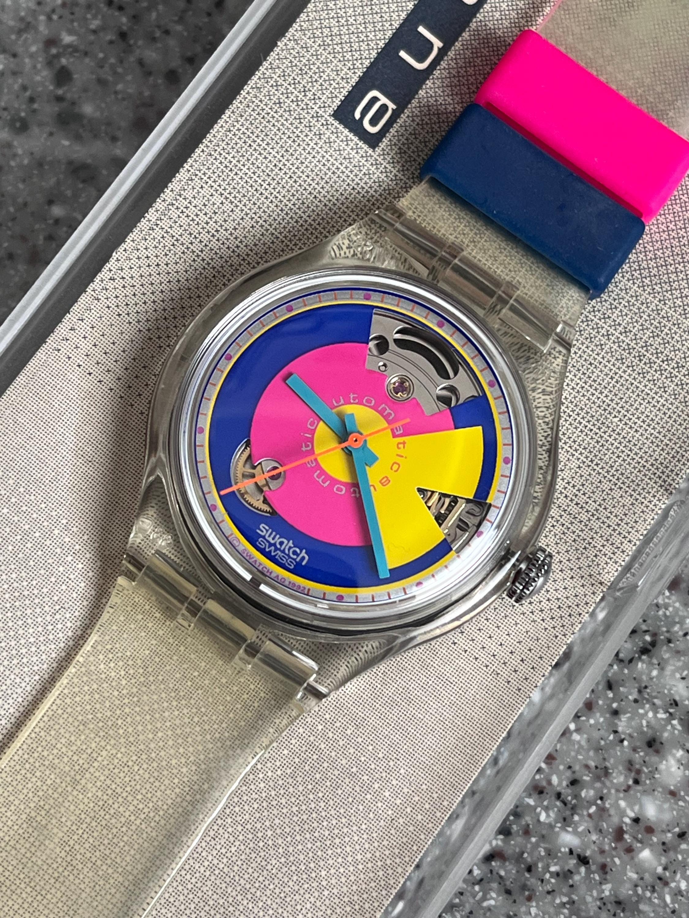 ヴィンテージ　Swatch 自動巻きオートマティック　スケルトン　レッド ヴィンテージ Swatch 自動巻きオートマティック スケルトン