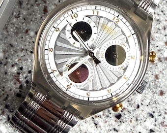 Swatch CHRONO Silver Bracelet Watch with Black Dial Silver. IN BOX NEVER WORN Swatch silver chronograph watch - Gem main image 3