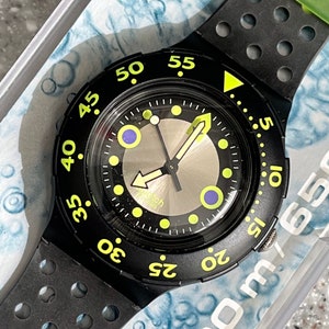 1992 Swatch Vintage Scuba 200 watch RARE Shamu SDB102 all original in box with battery unworn Black Wave swatch watch fabulous swatch