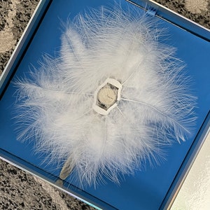 NEW Special Swatch Watch only available in Europe LK387EPZ White Cancan 25mm Glam Swatch Line special presentation swatch running fabulous