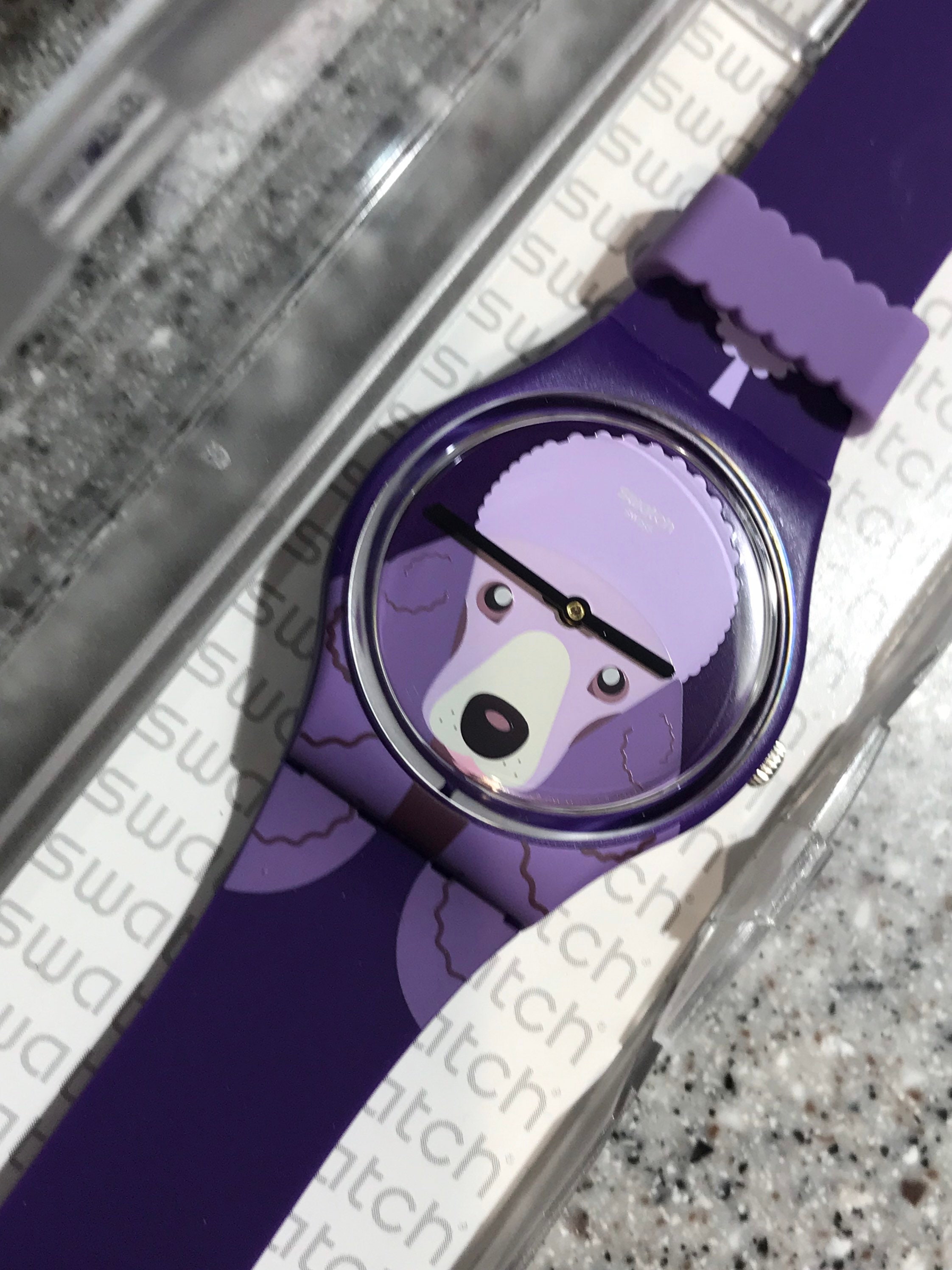 アナログ腕時計 SWATCH I LOVE YOUR FOLK PURPLE POODLE Urethane Watch GV133 SWATCH PURPLE POODLE GV133 | Starting at 60,00 € | IRISIMO