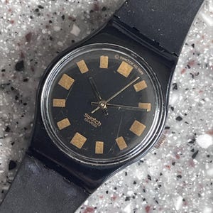 1989 Vintage Swatch Watch pre owned Swatch RARE working with battery no box LB124 called Big City good condition vintage working 25mm