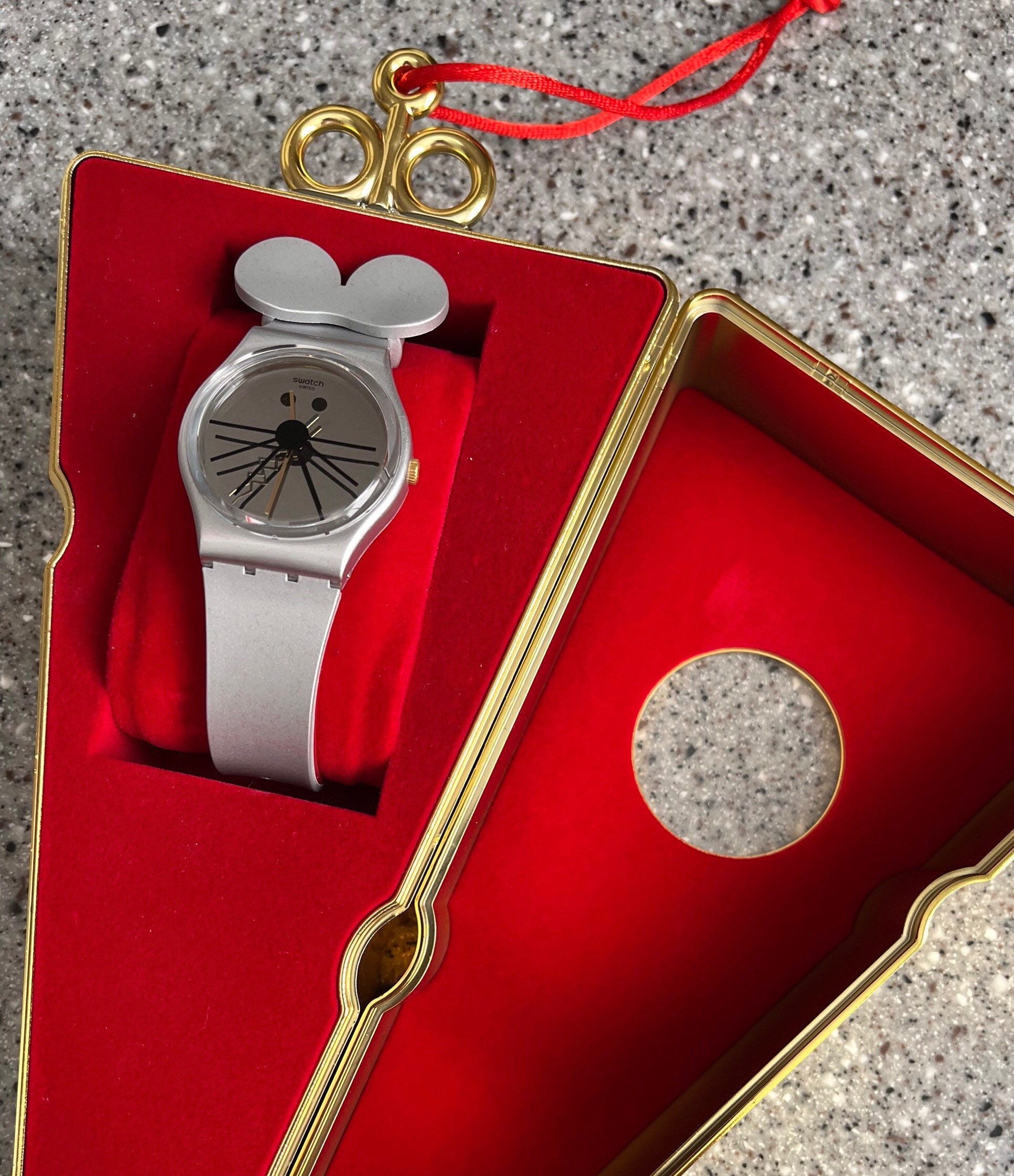 New Swatch Chinese New Years Limited Edition CUTE RATS SXY - RAT - SUOK144-064 | Swatch® United States main image 4