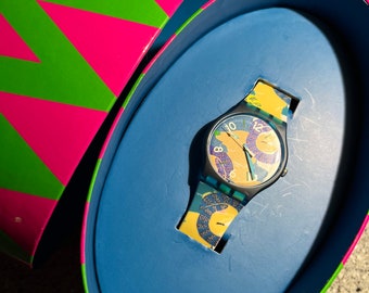 Swatch Watch new in box Green Lacquer 41mm face with