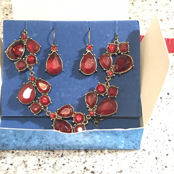 Vintage AVON jewelry set New In Box New Old Stock never worn, red stone cluster  french clip earrings and necklace with extender gift set