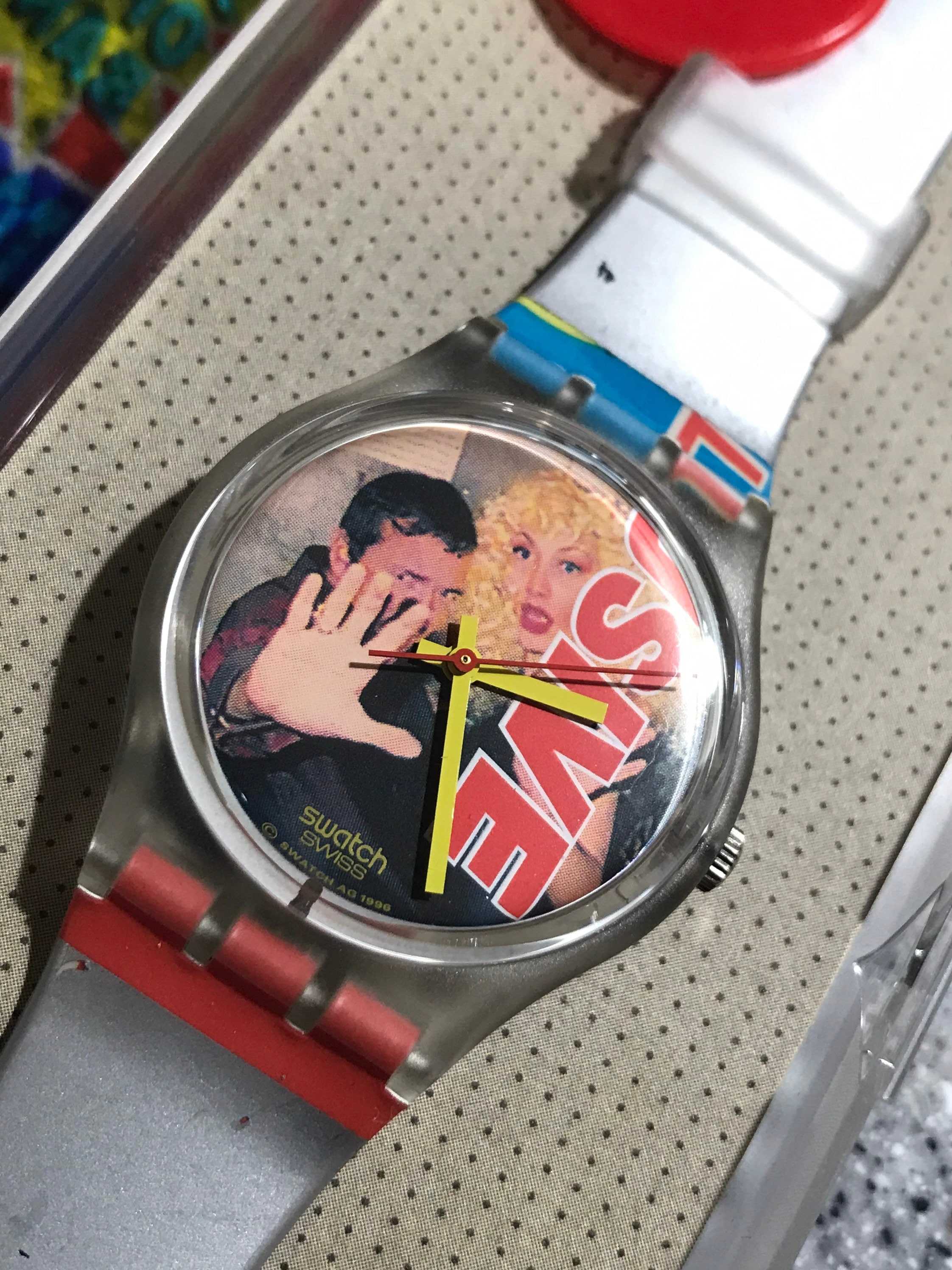 買い保障できる 1997 Vintage RARE Swatch GK258 Before Seen Never Watch 時計