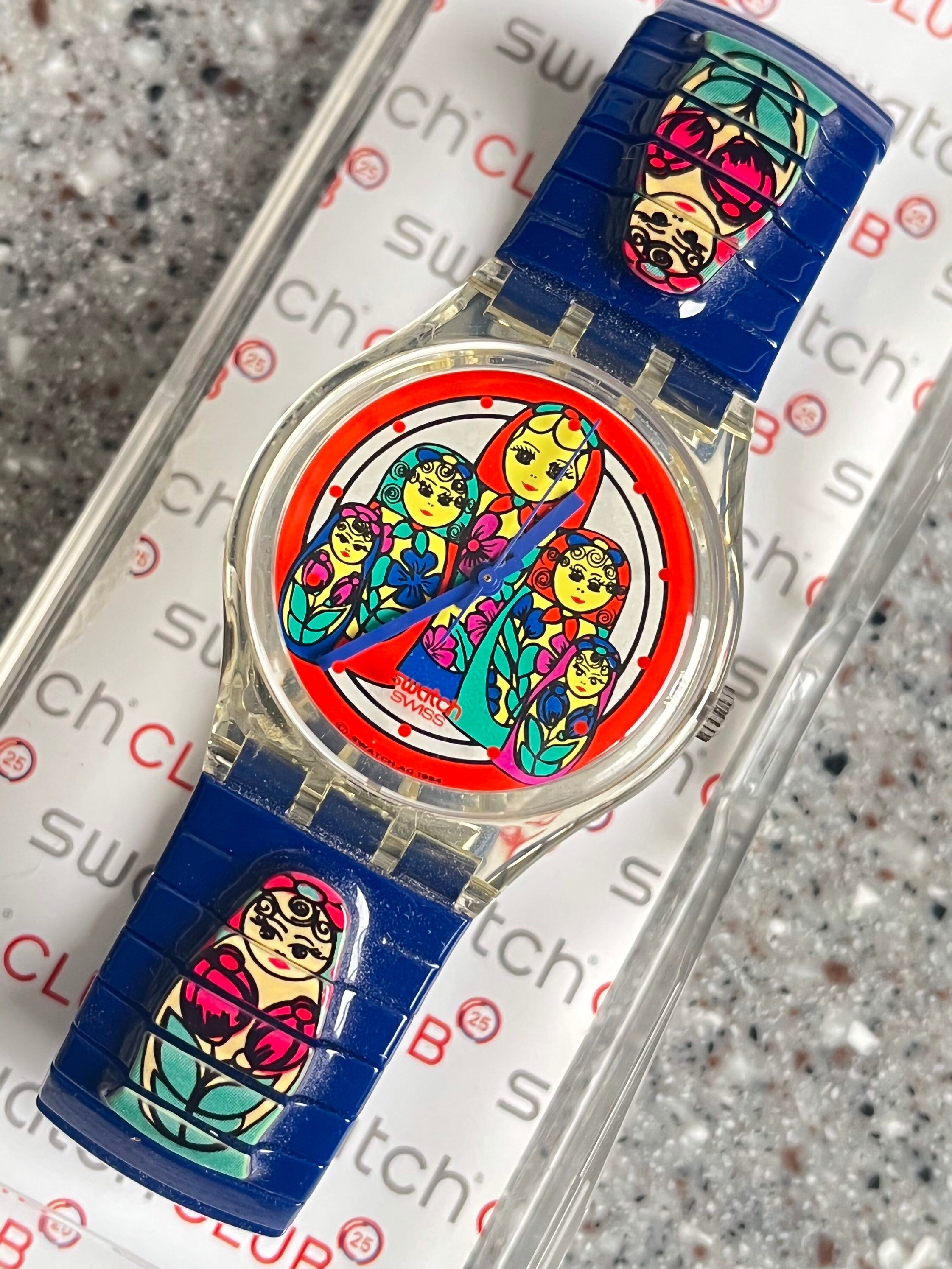 スウォッチ 腕時計 レア 新古品 箱入り マトリョーシカ人形 腕時計 34 