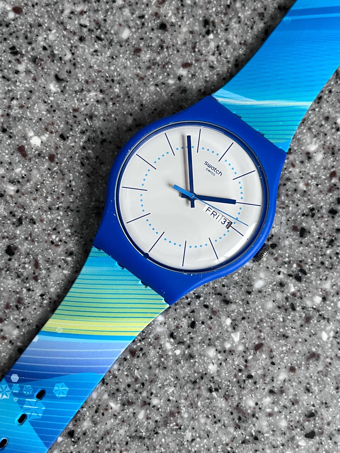 Montre Mécanique Montre Swatch Sans Pile Swatch Sistem51 Irony