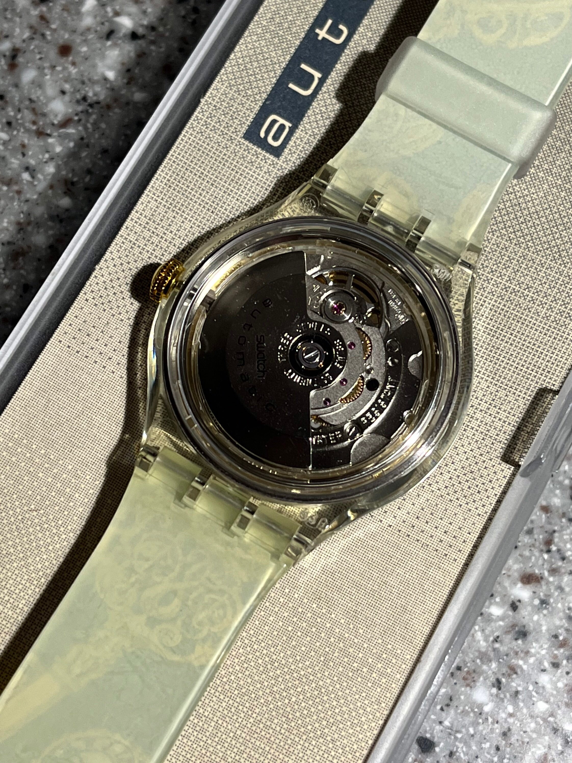 SNIDEL - treat ürself retro vintage check set-up Vintage Swatch Automatic Watch 1991 St. Peter's Gate SAK106
