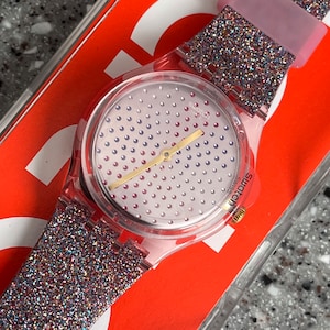 Swatch Watch NWT in box glittery everyday swatch never worn with battery called Multilumino great 34mm face silicone band pink glittery!