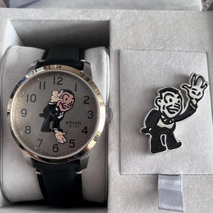 Vintage NEW Fossil Relic 30 YEAR TOWNSMAN limited edition numbered watch running new battery includes box and pin 40mm 1995 unworn fabulous