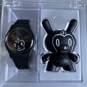 Swatch Vintage Special called MIDNIGHT MAGI GB249 Kidrobot unworn all original with little kidrobot statue in unique box 34mm running