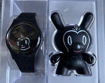 Swatch Vintage Special called MIDNIGHT MAGI GB249 Kidrobot unworn all original with little kidrobot statue in unique box 34mm running
