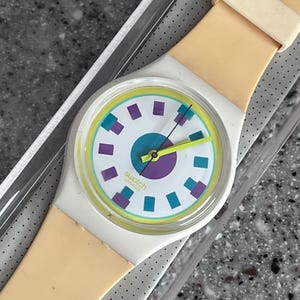Vintage NEW in box Swatch Alpine 1989 all original 34mm face running with battery fun MCM pattern and plastic band fabulous vintage swatch