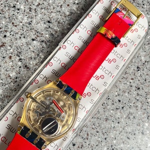 RARE Swatch Watch, We are all gonna die 41mm face new in box by artist Markus Linnenbrink running with battery fabulous image 9