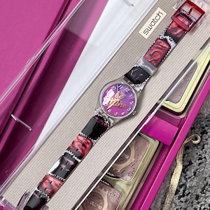 Vintage Club Special Chocolate Swatch watch in original box 1999 34mm Original BE MINE GK291 with fun strap domed face working battery