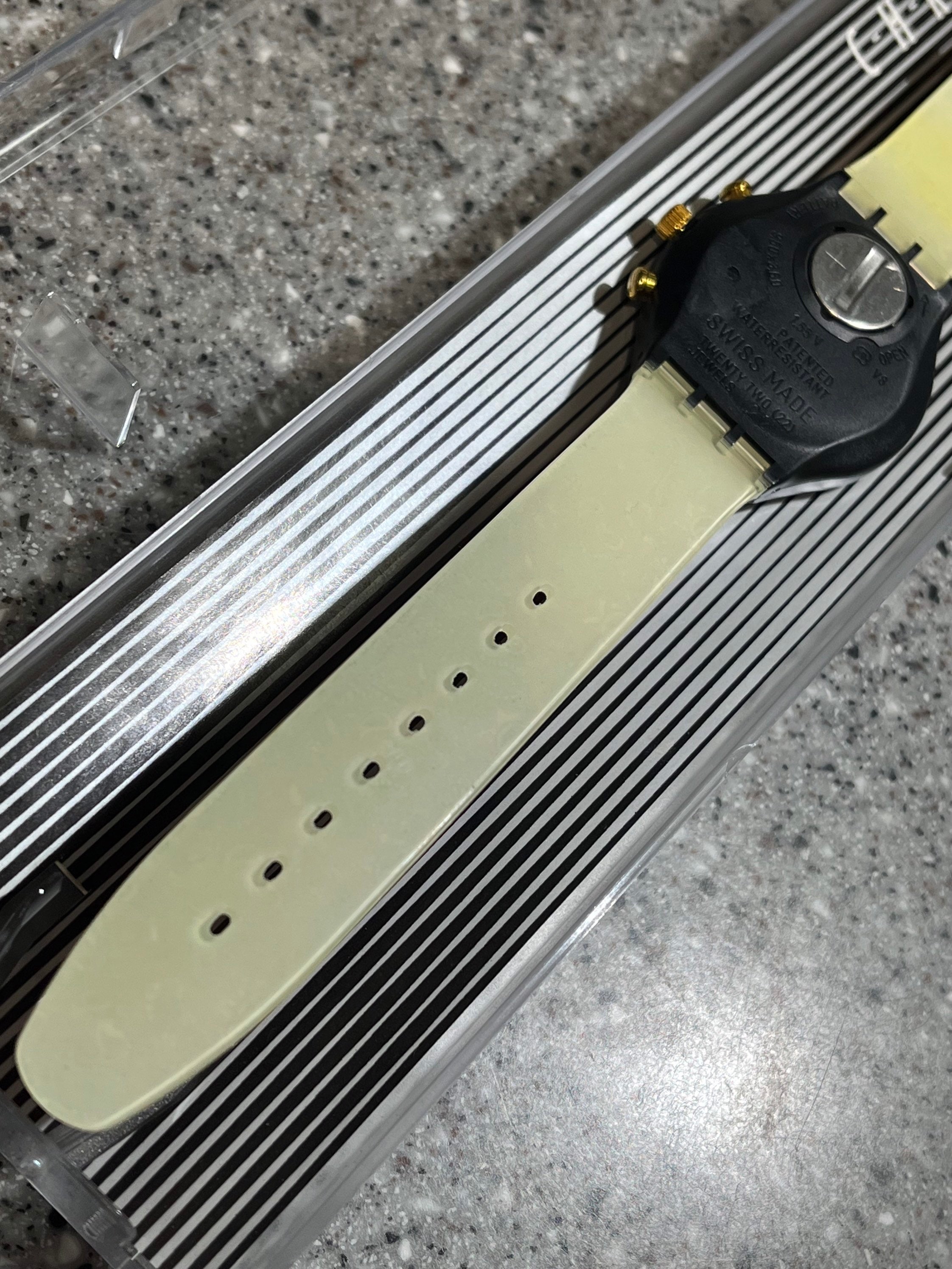 スウォッチ クロノ ヴィンテージ 90年代 SCB108 賞品 新品箱入り 未