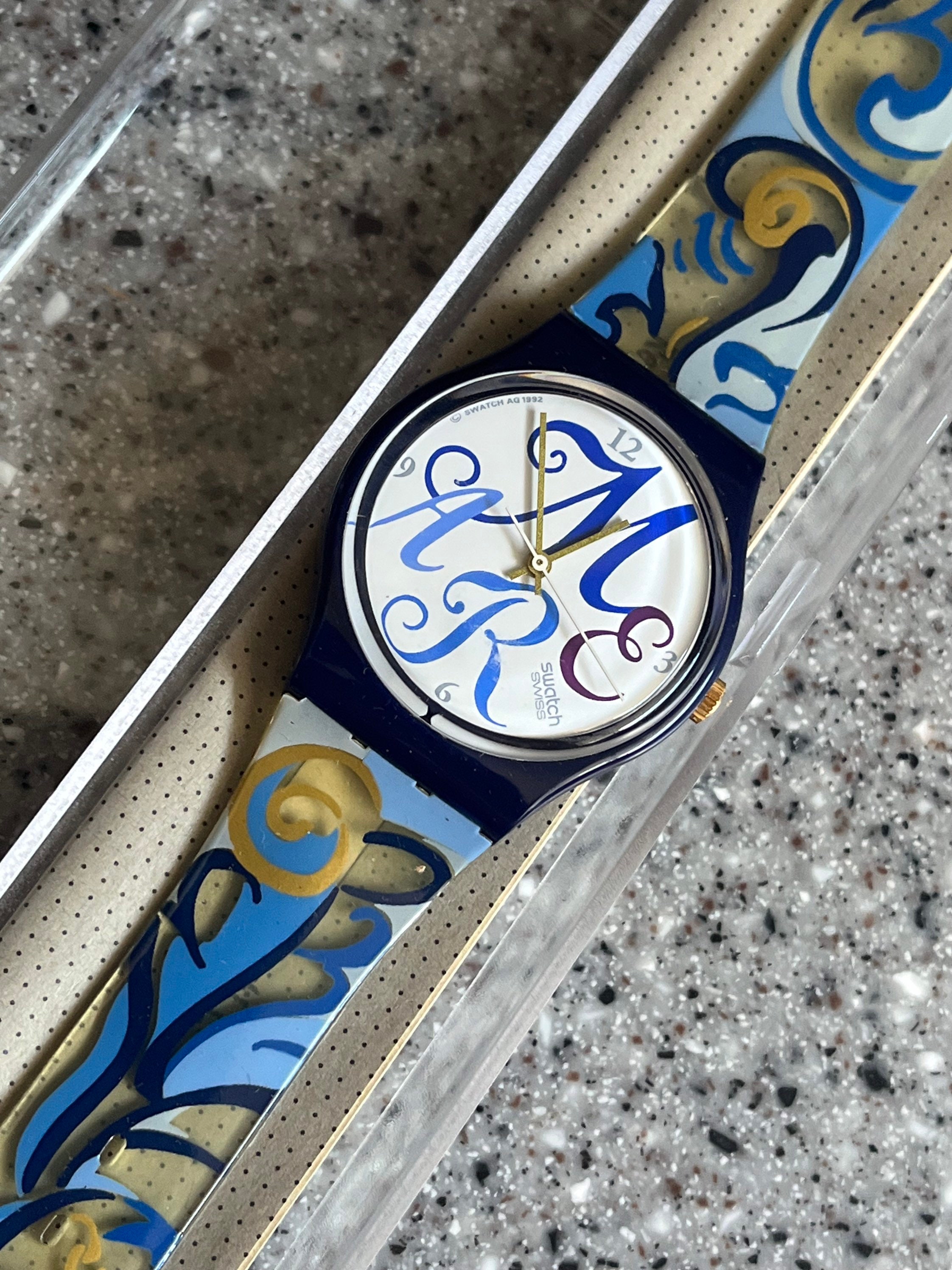 木箱入りのswatch(*｀・ω・)ゞ、 希少なヴィンテージ新品箱入りスウォッチウォッチムーンフェイズ
