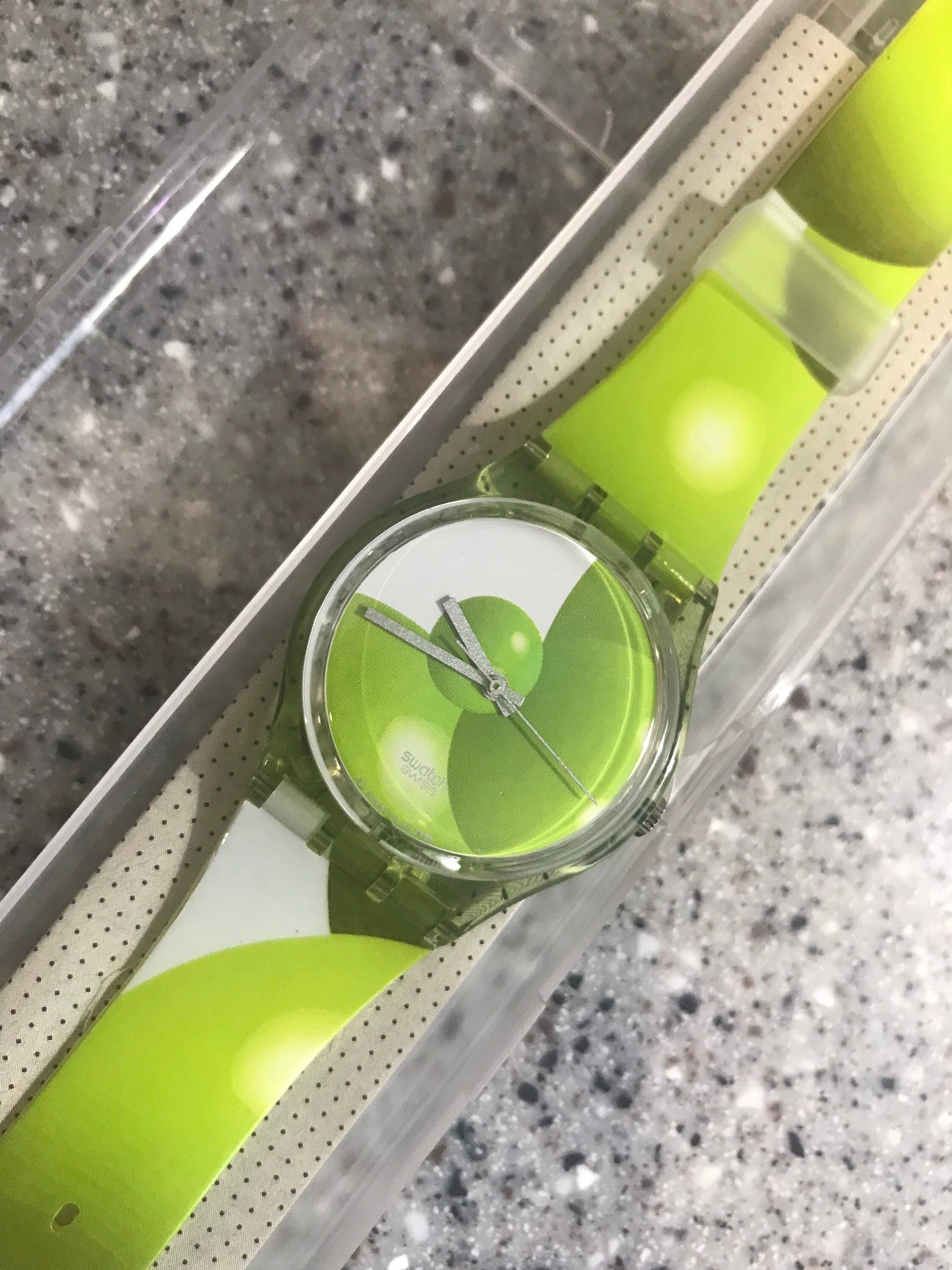 Staal horloge Vintage New Old Stock Nieuw in doos ongedragen nieuwstaat nieuwe batterij 97 groene ballonnen GG142 staal 33 mm wijzerplaat
