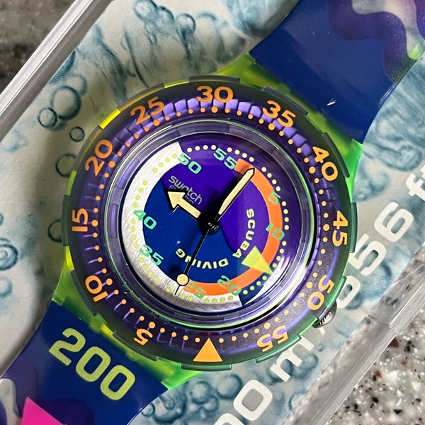NEW never worn 1992 Vintage Swatch Watch Scuba 200 Coming Tide colorful in box with battery SDJ100 fabulous neon colors plastic strap