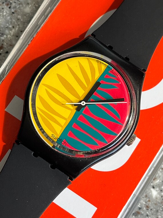 数々の賞を受賞 【希少✮ヴィンテージ品】SWATCH Watch Waipitu 腕時計