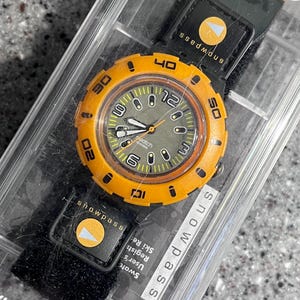 RARE Vintage Snowpass Swatch Watch for snowboarders all original unworn in box with battery and running, velcro adjustable band 38mm swatch