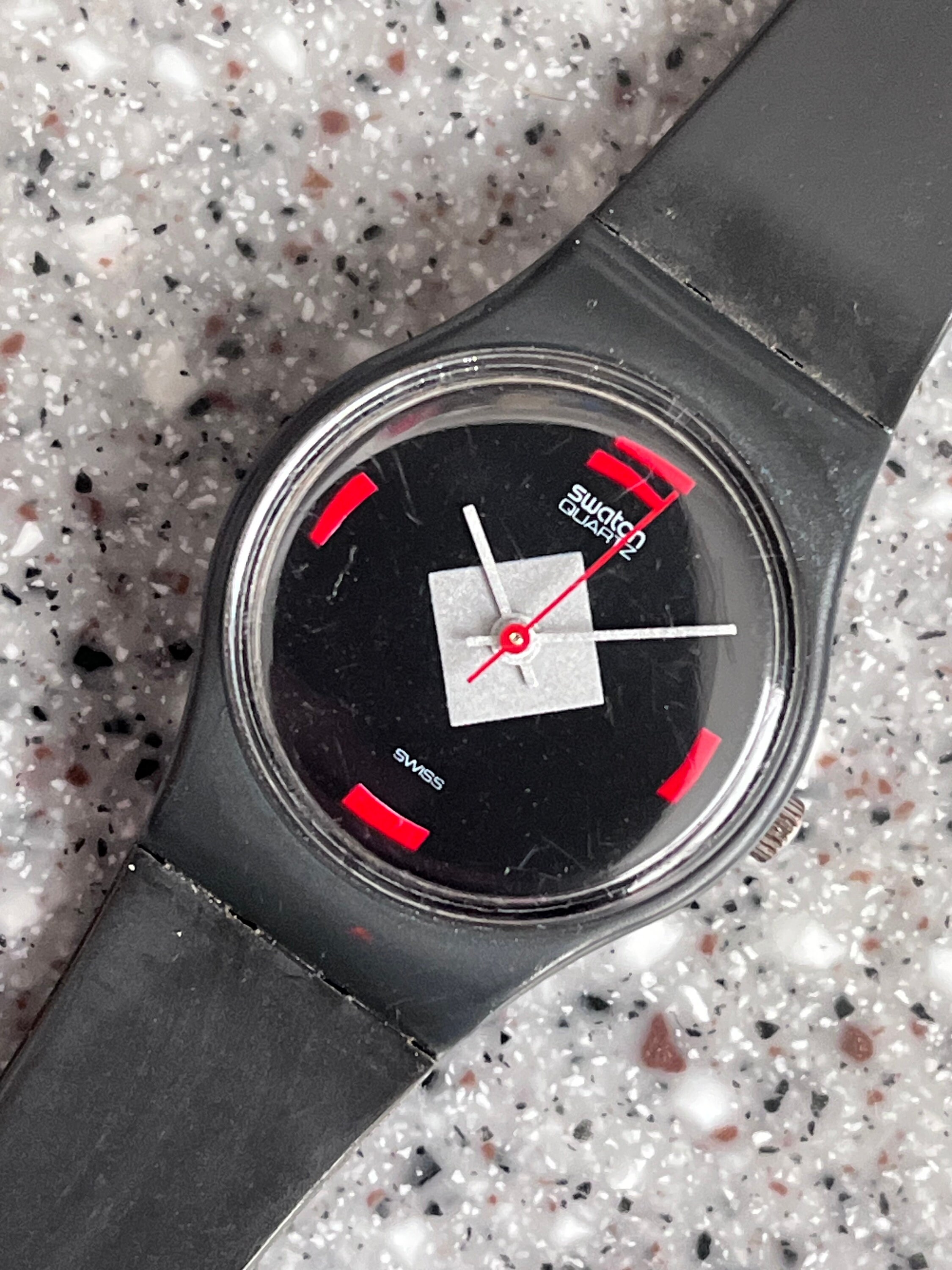 Swatch Watch LA101 MAH JONG Swatch Lady MAH JONG LA101 (1984) - early 80s vintage watch main image 2