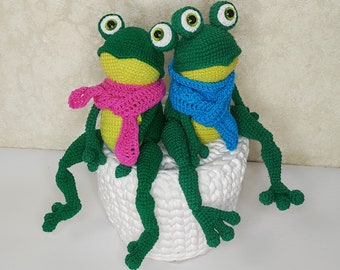 Crochet frog toy Stuffed animal Amigurumi Gift for kids
