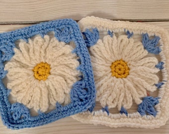 Granny Square Pattern - Daisy Granny Square - Spring Granny Square - PDF Crochet Pattern - Digital Download PDF
