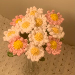 Madeliefjesboeket met GRATIS vaas en kaart, gehaakt bloemenboeket madeliefje, handgemaakte bloemen, woondecoratie, verjaardagscadeau, gehaakt madeliefjeboeket