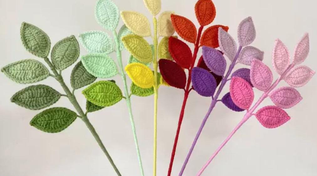 38 Crochet Leaf Patterns To Welcome Fall With Appliqués, Garlands, and Botanical Details 4 Crochet Basic Easy Leaf