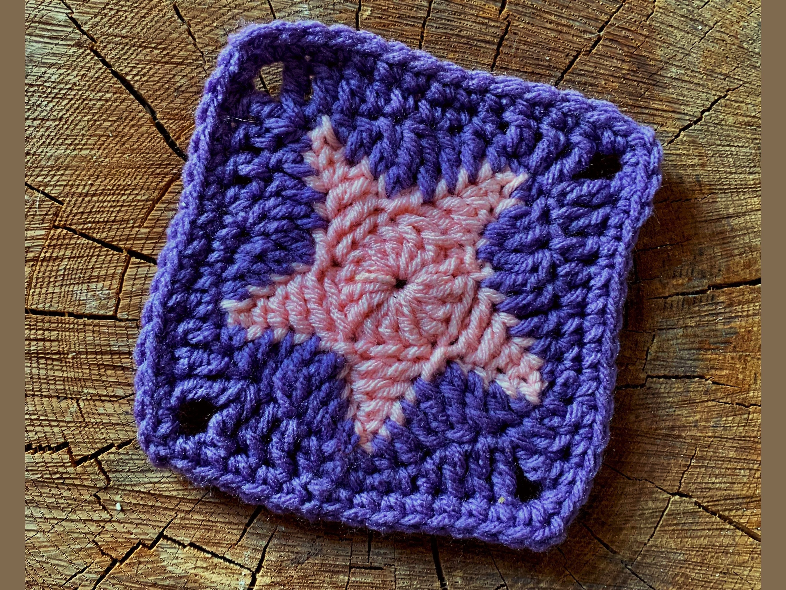 99 Granny Squares to Crochet