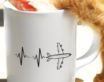 Heartbeat Airplane Pilot Gift | Aviation, Flying Air Traffic Controller & Pilot Mug