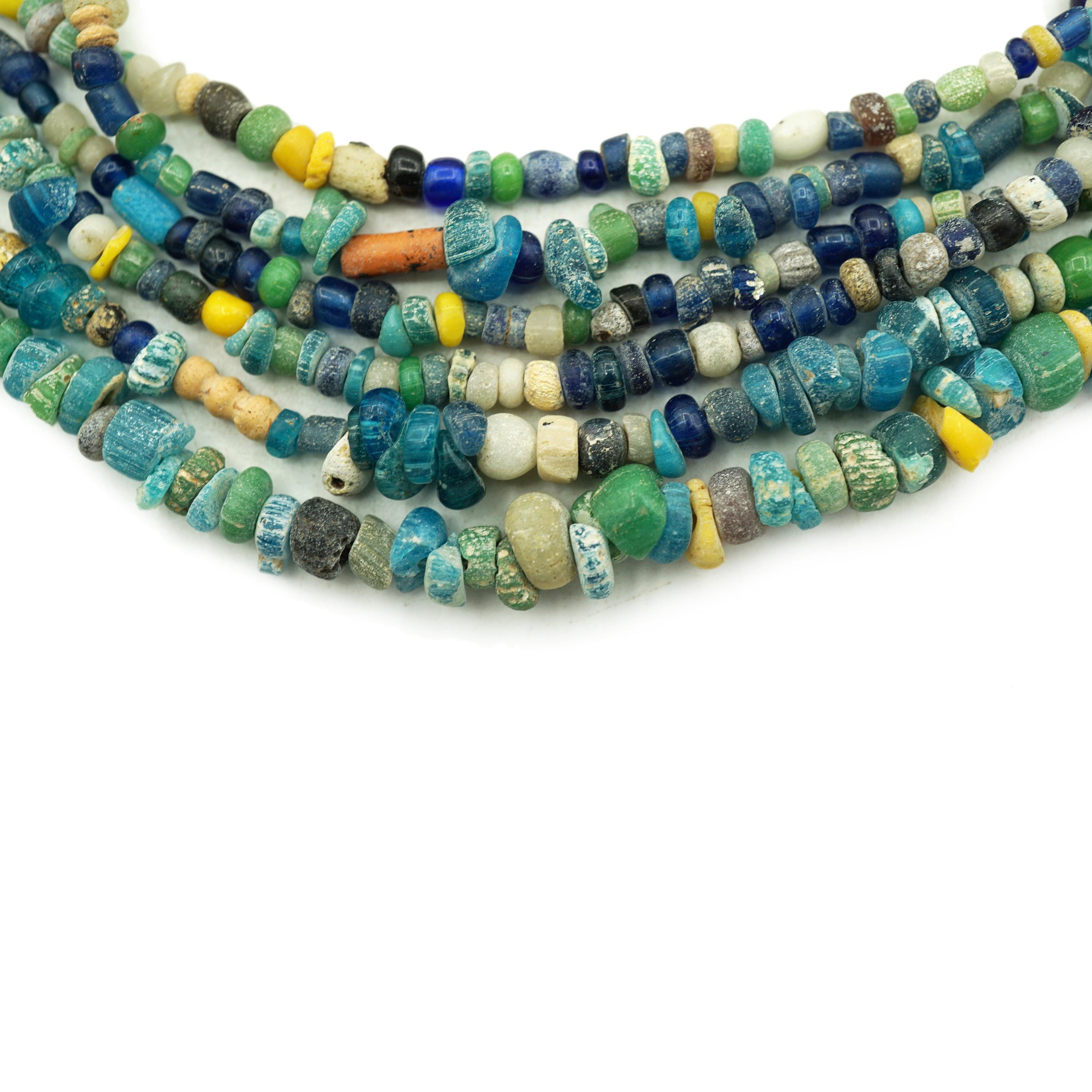 アフリカのヴィンテージビーズ アフリカ・アンティーク トンボ玉 ビーズ (u334-07) - アフリカ雑貨店