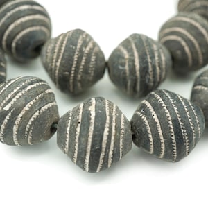 Old African Clay Beads (20mm) Black and White Terracotta - Natural Old Tribal African Clay Beads - Rustic Beads (2648A016) Clay